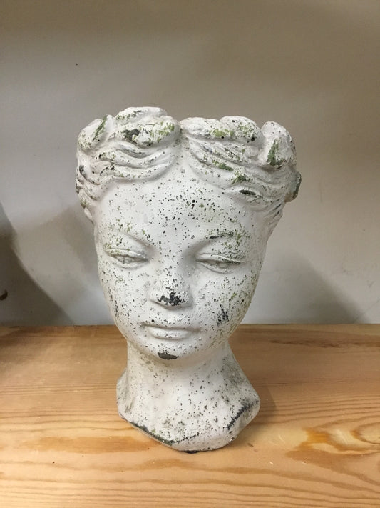 6 ECL20511 Concrete bust planter (1)