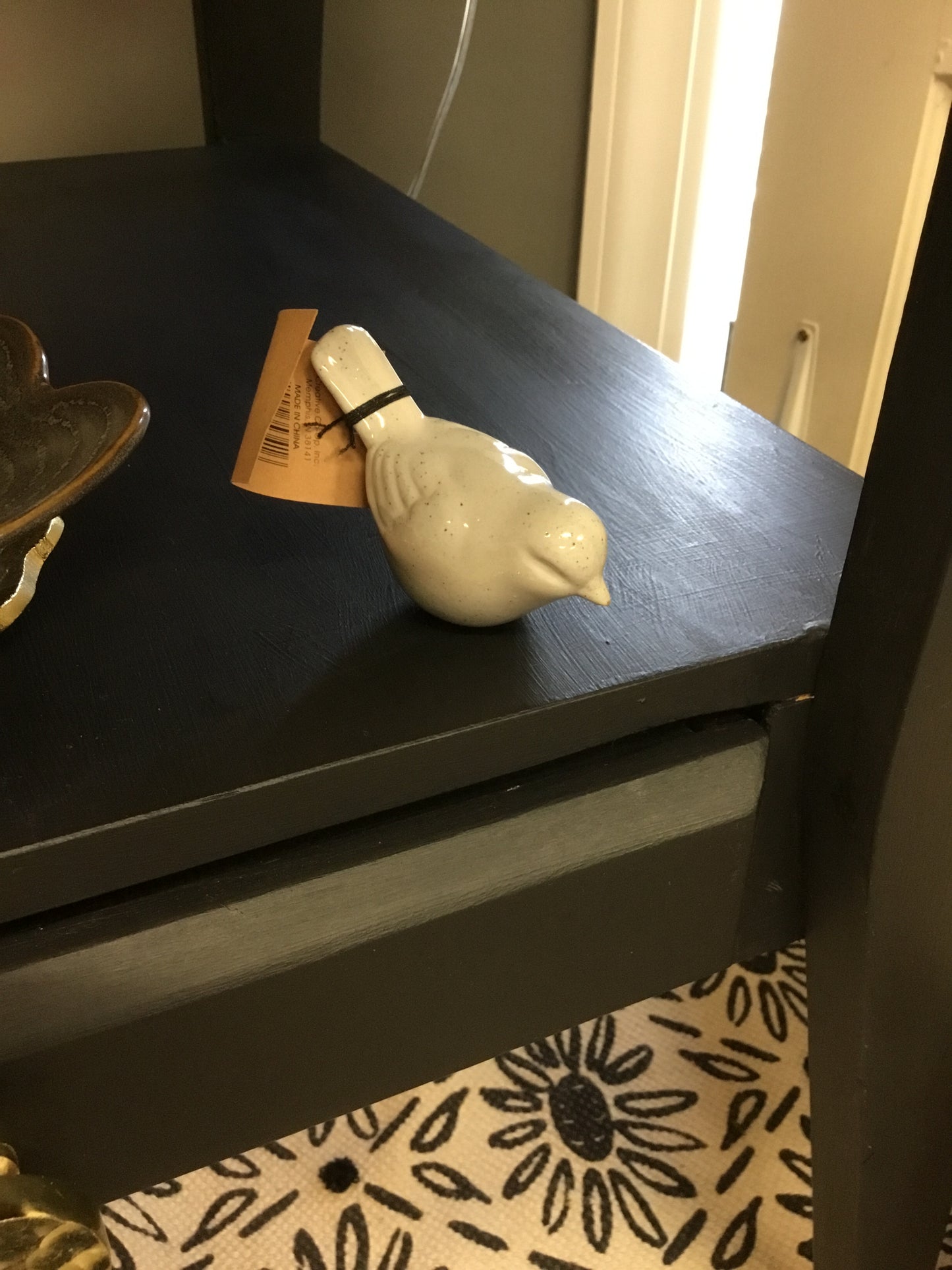 Df3342A-CC White Stoneware Bird