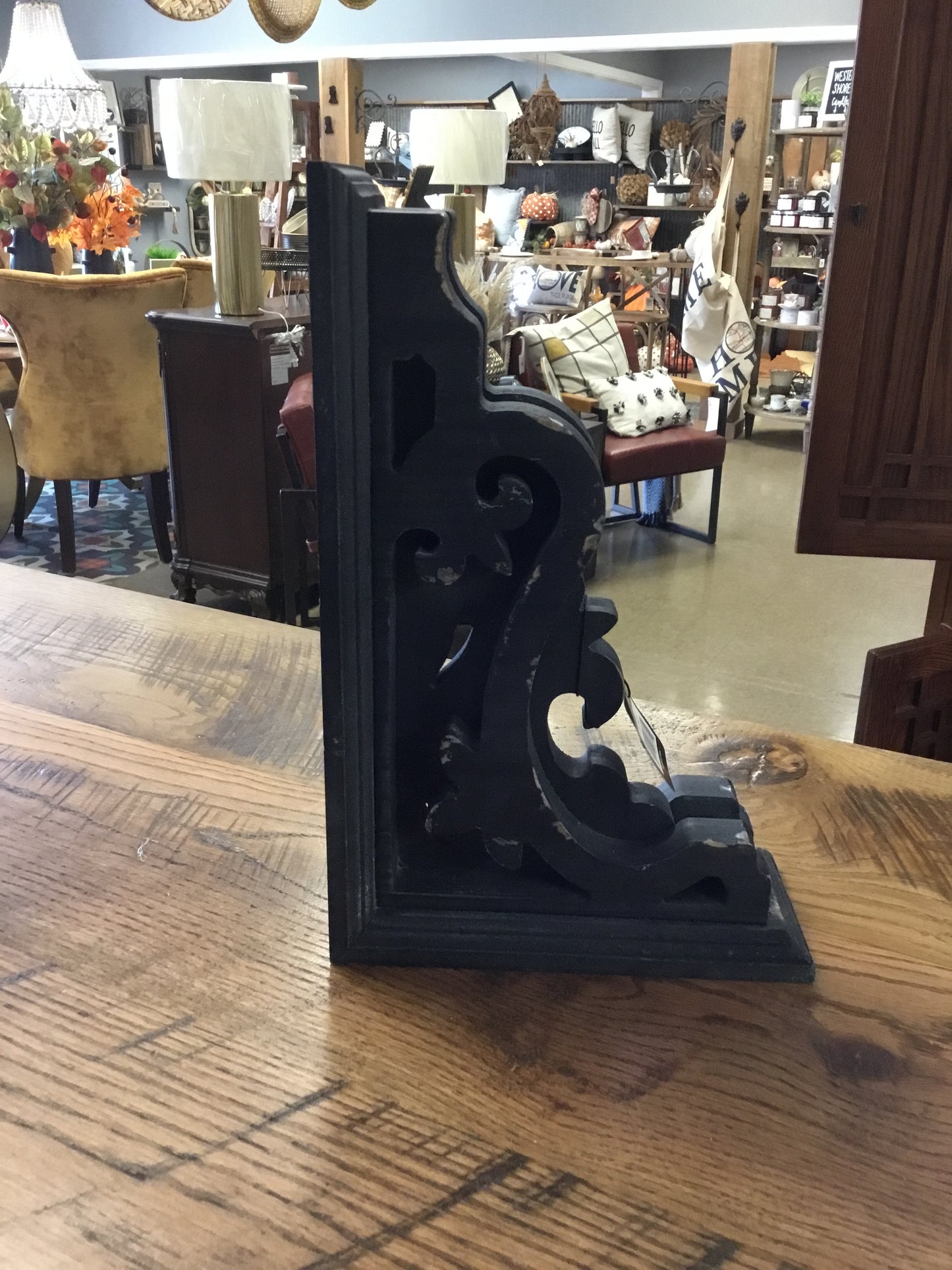 Hx14217-Pdh Old Black Corbel