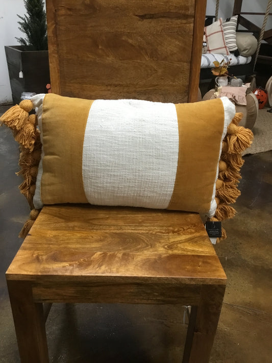 6 Fipl09409-Fa Charlene Pillow