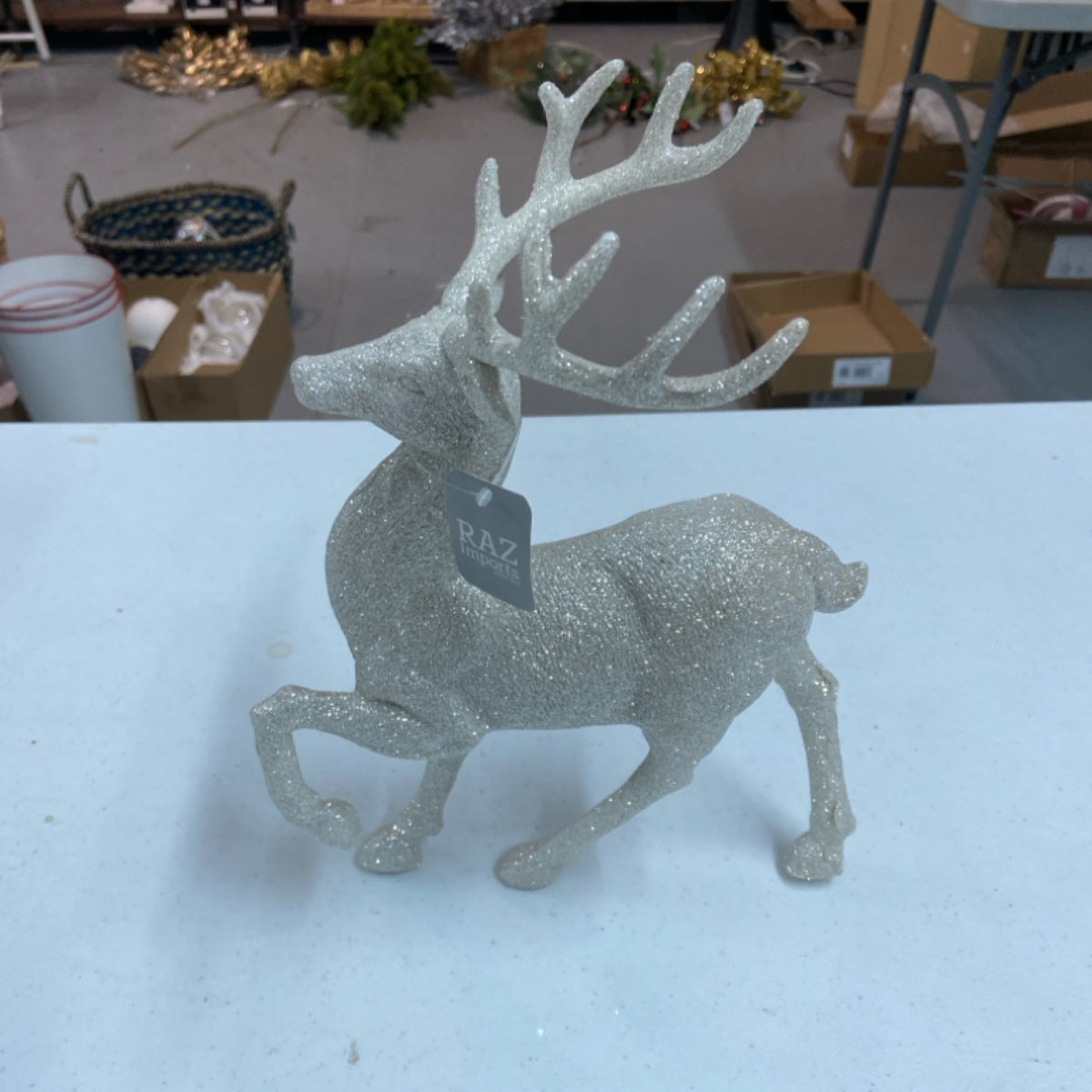6 3100812 Glitter Deer Ra