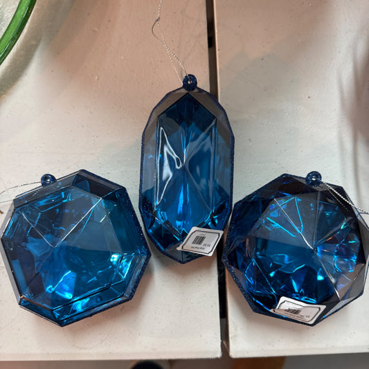 6 blue diamond ornament