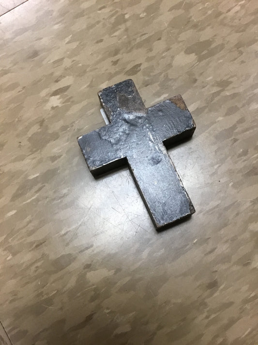 230122-Ha Black Wooden Cross