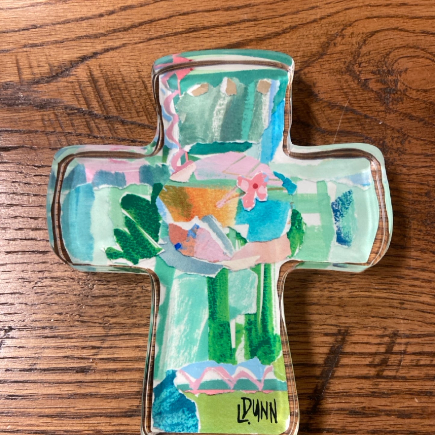Green everlasting love acrylic cross