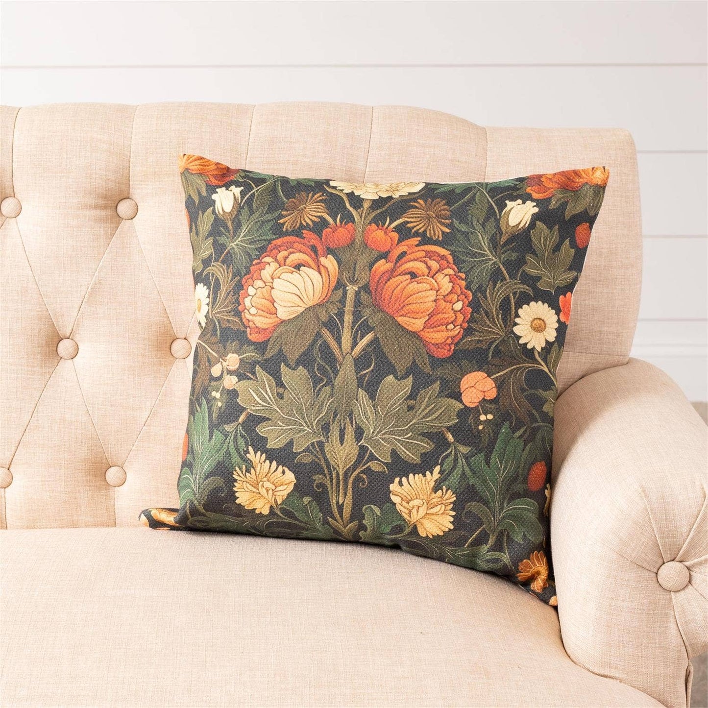 6 Pillow - Moody Floral                 (25)