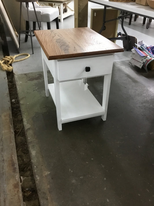 ETOTDSW End Table With Routed Edges Oak Top