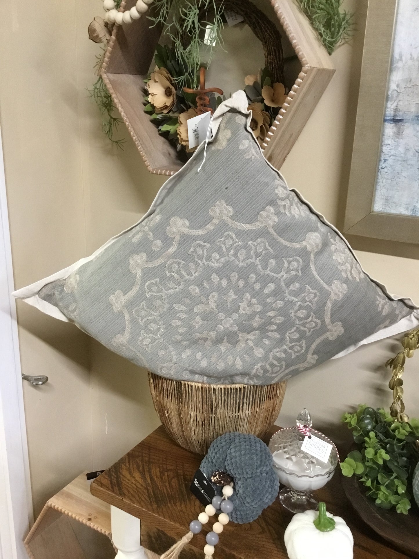 6 Exn80252 PH Edge Hill Weathered Blue Pillow