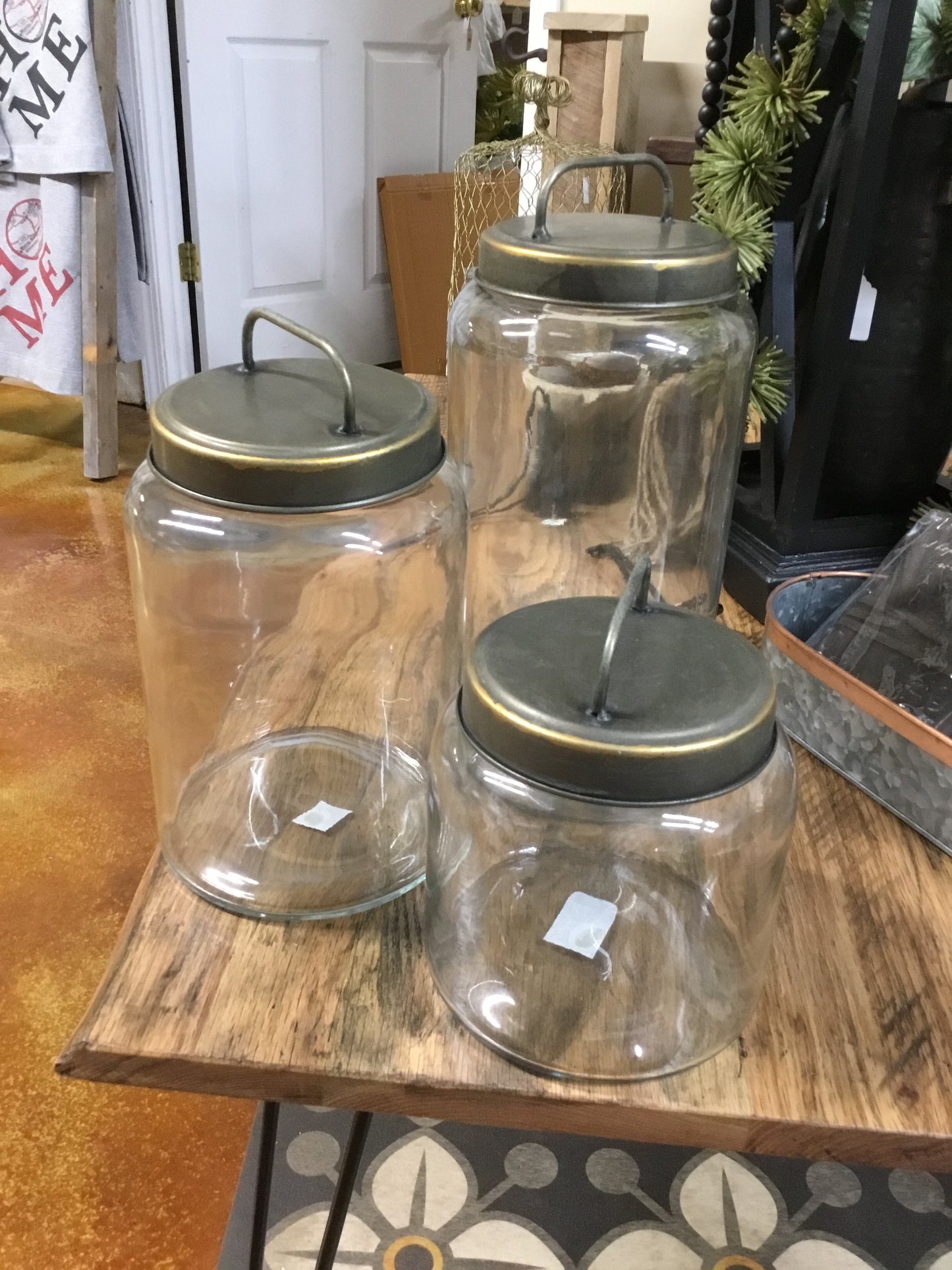 CLL1378 Glass Jar With Metal Lid 3 Sizes