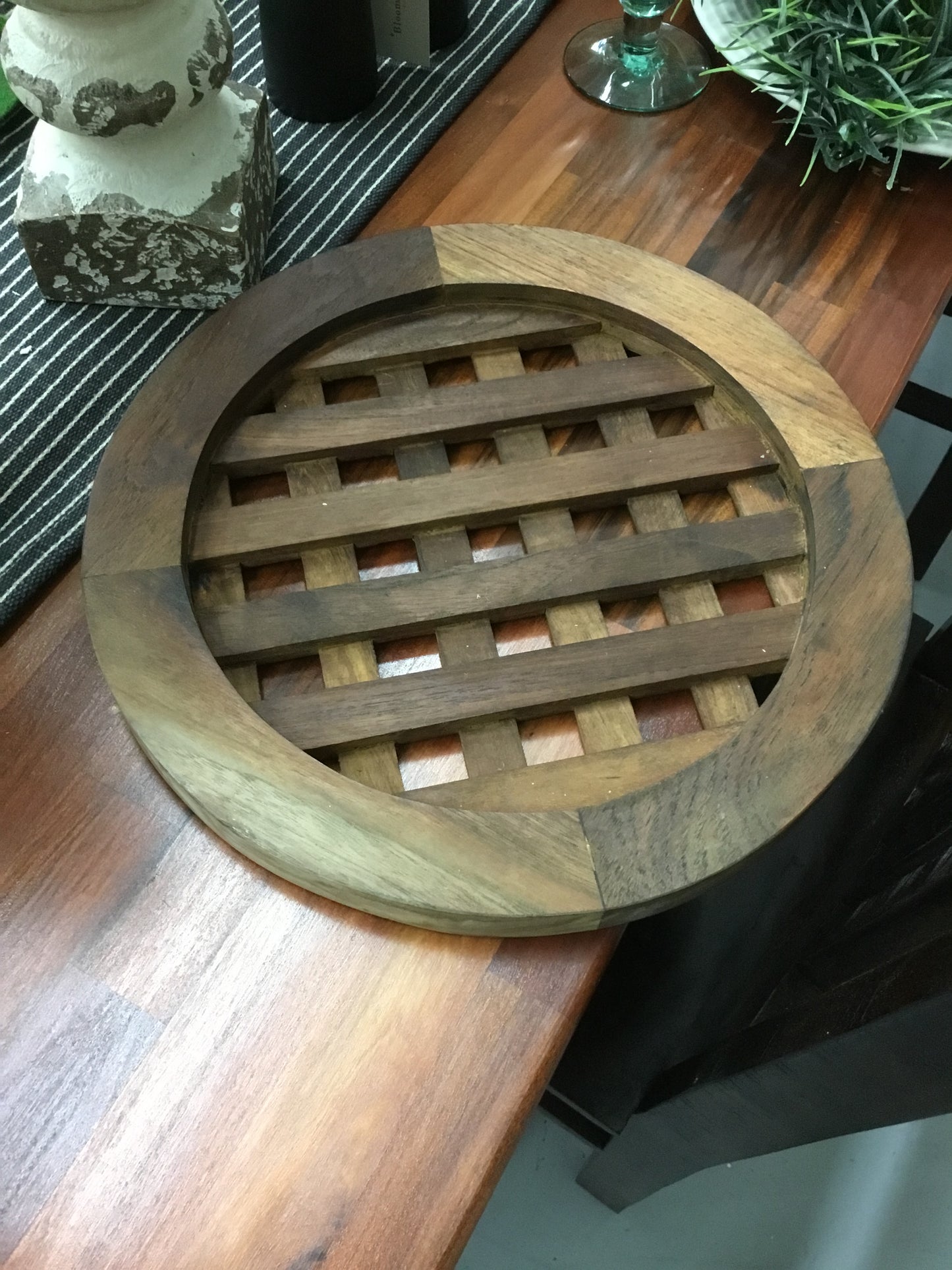 Vmcgf50 Teak Lattice Charger