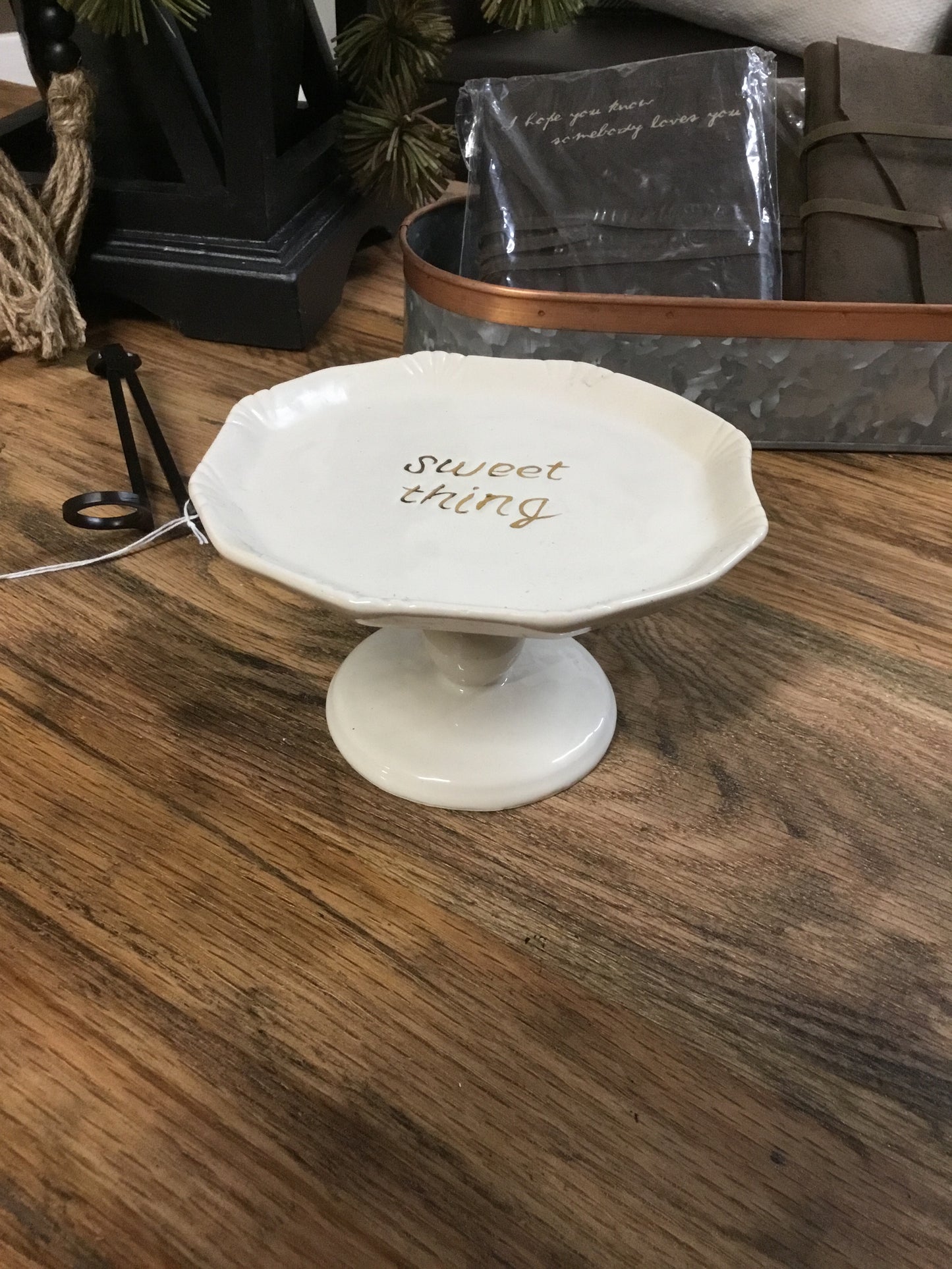 207868 Tag Sweet Thing Cake Stand
