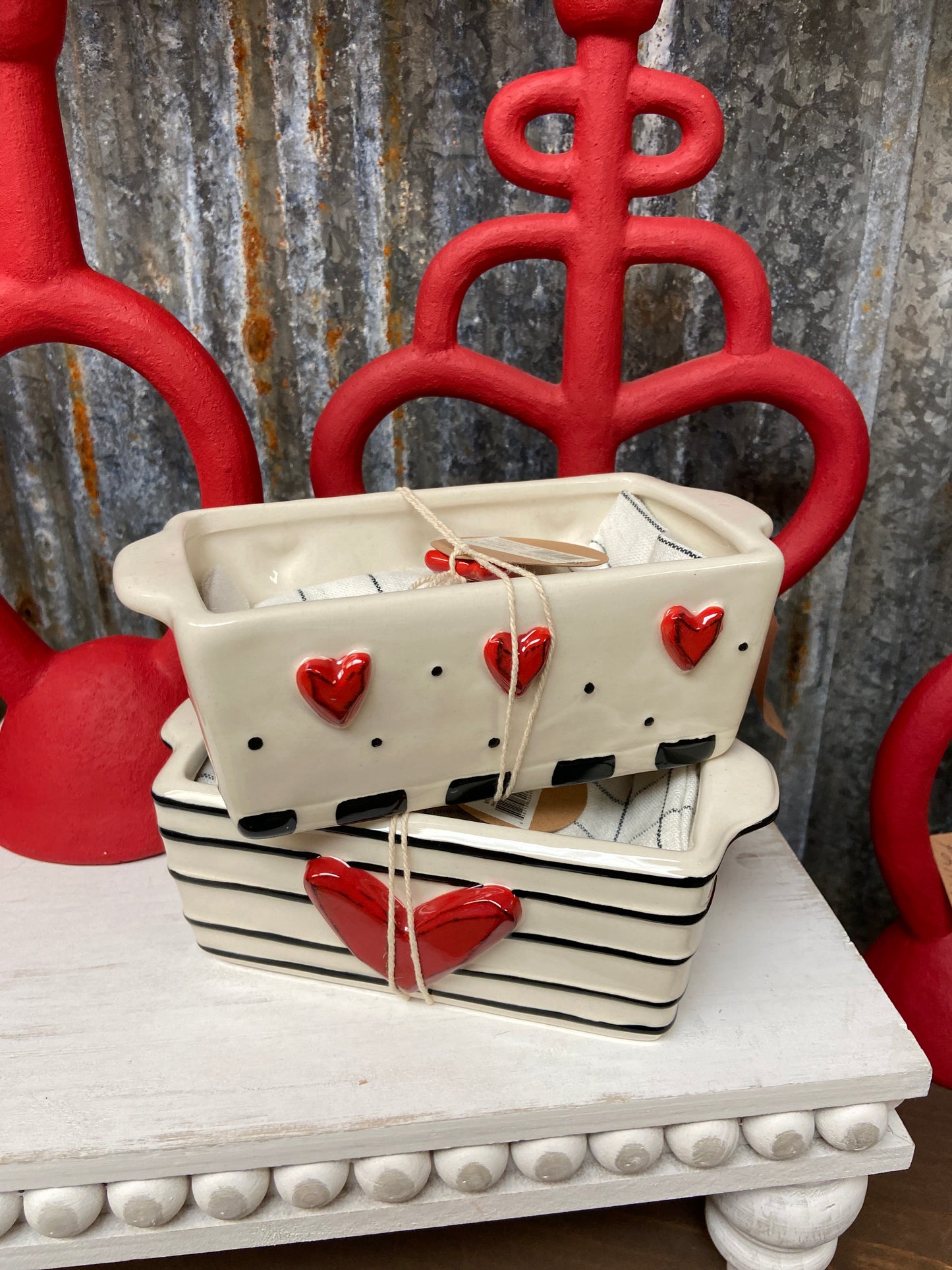 1004380116-DEM Dots And Hearts Mini Loaf Pan W Towel