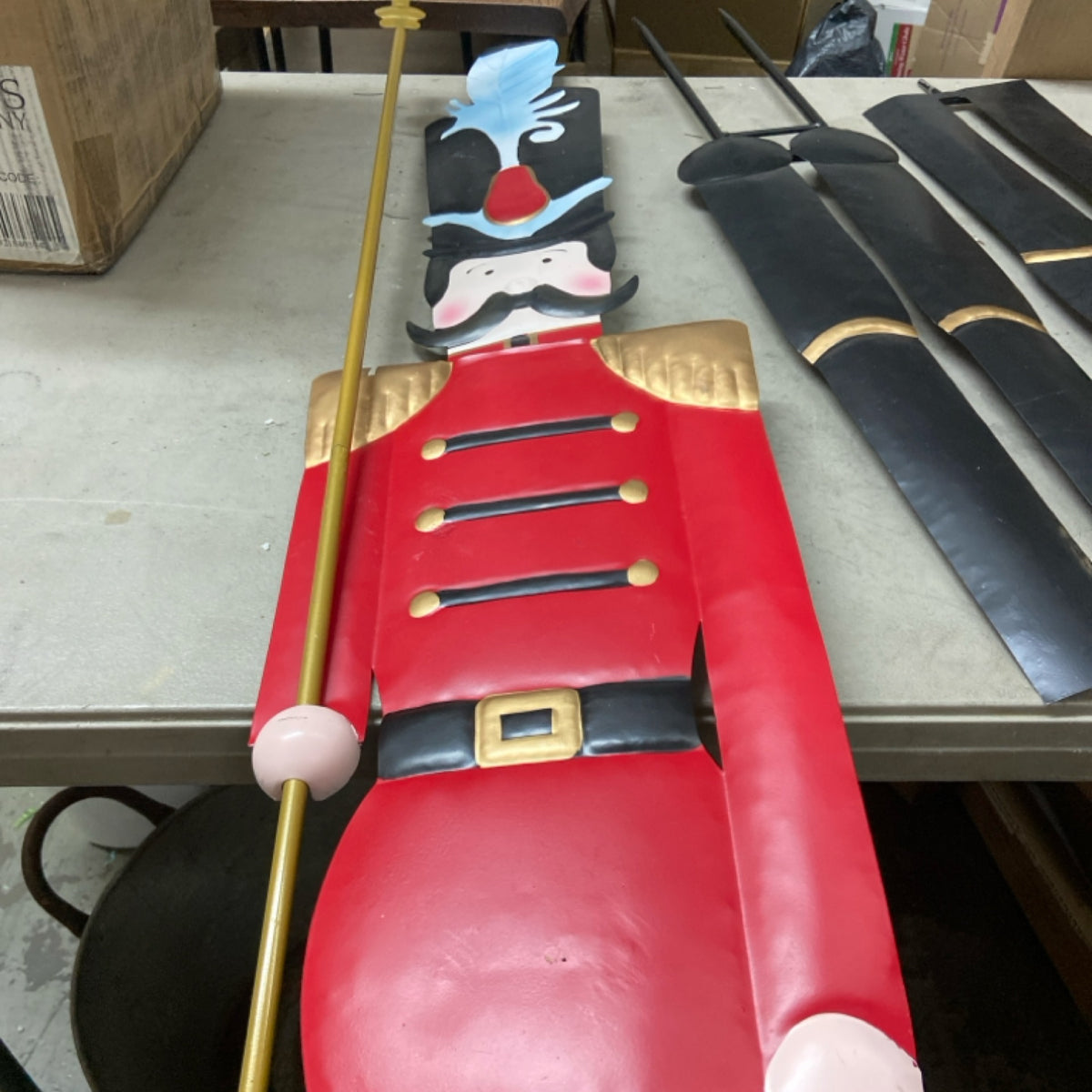 6 2345 Metal Nutcracker stand