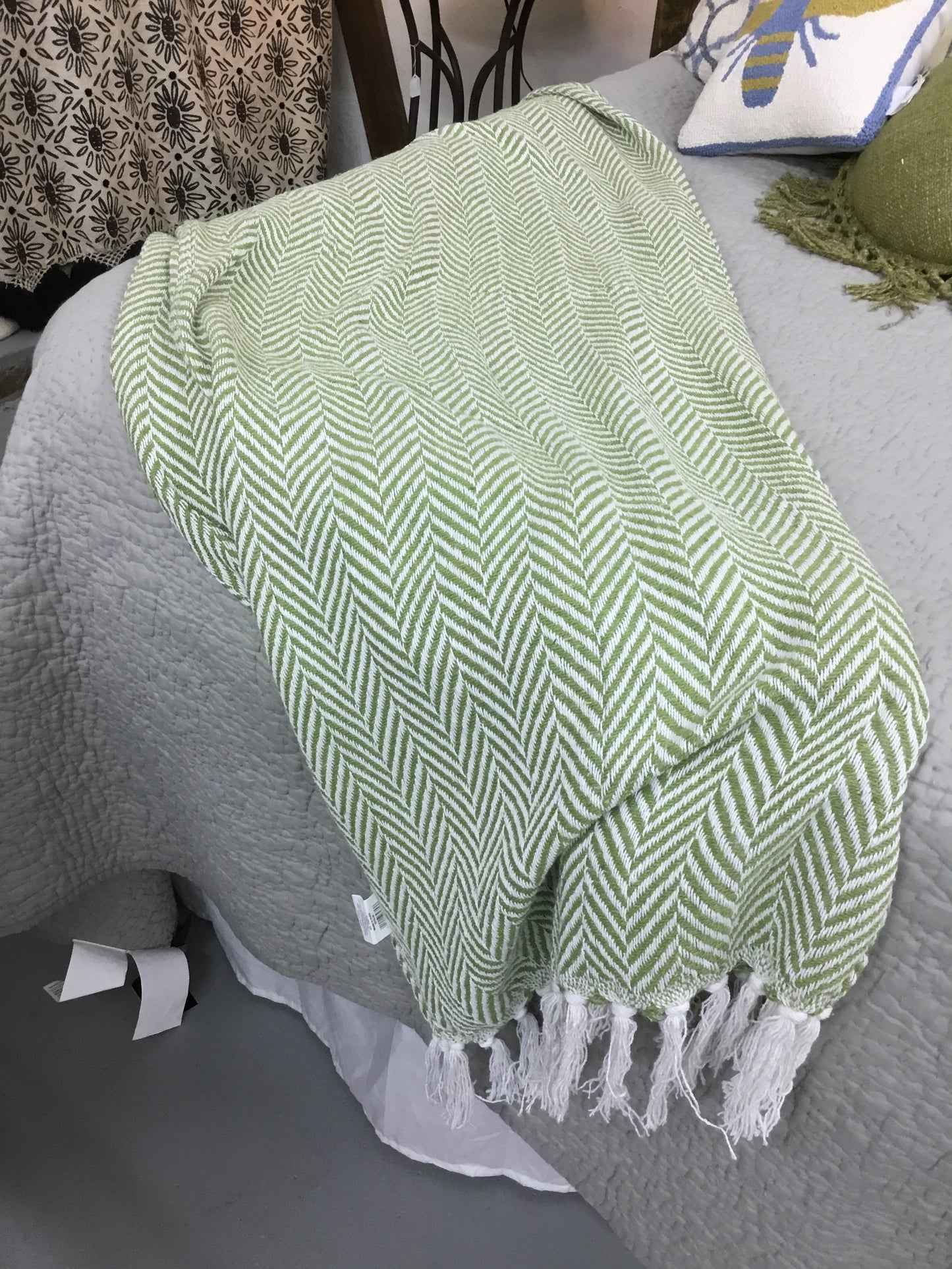 6 53792-20-TC  Countryside Green Throw