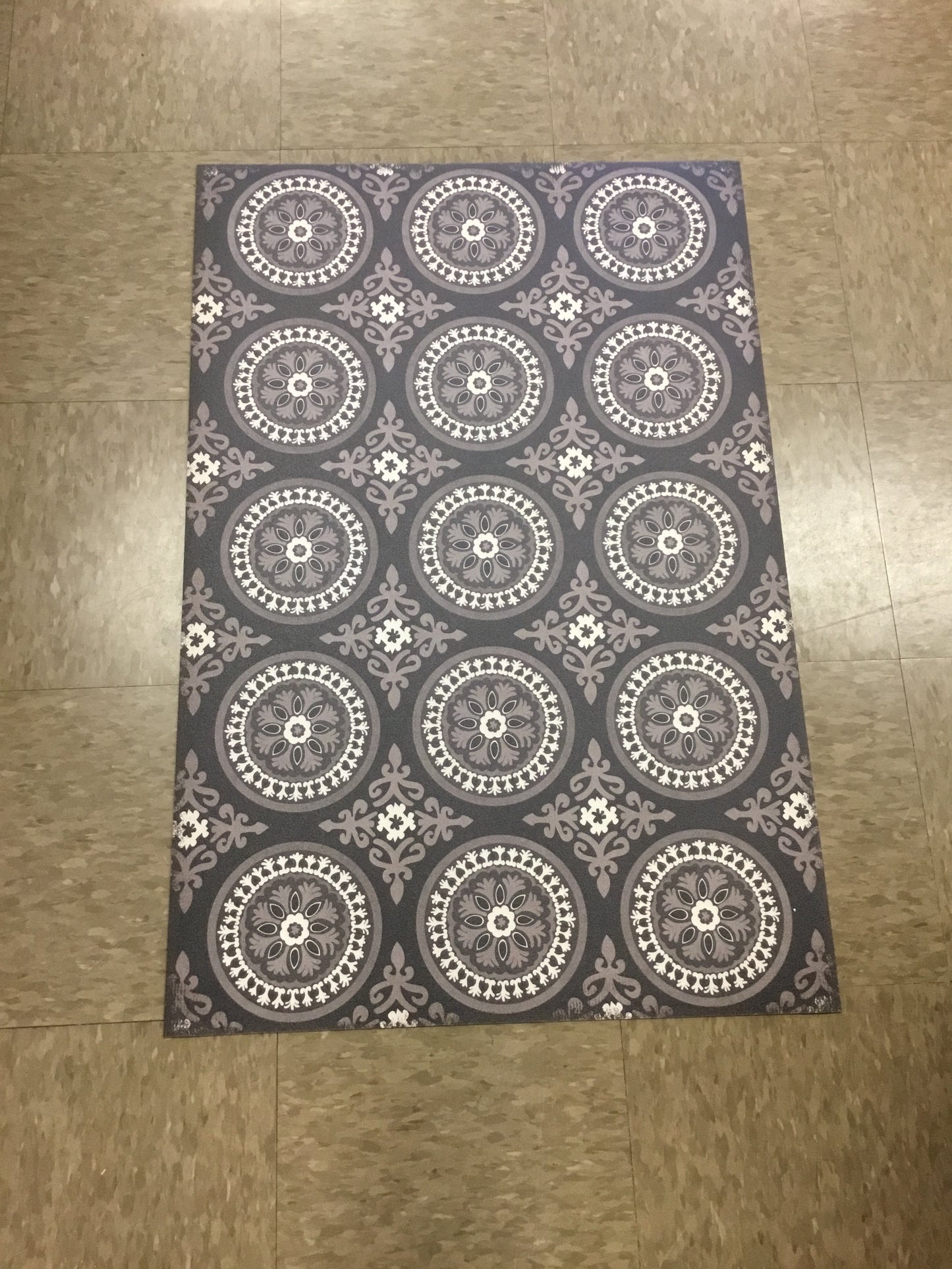 35949 Pattern 43 Karma 24x36