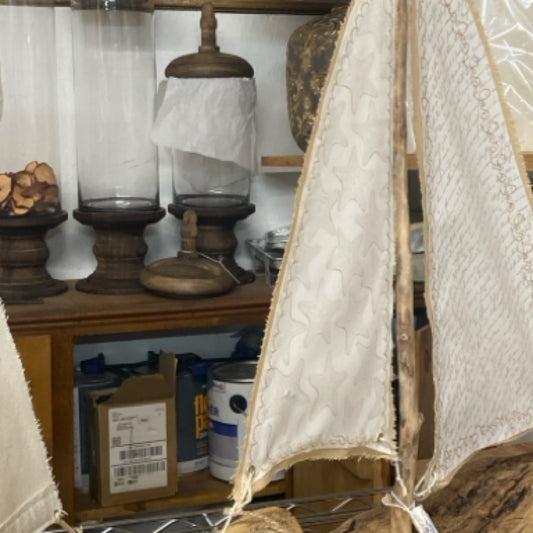 0813BA-TTW Driftwood Sailboat Trust The Wind