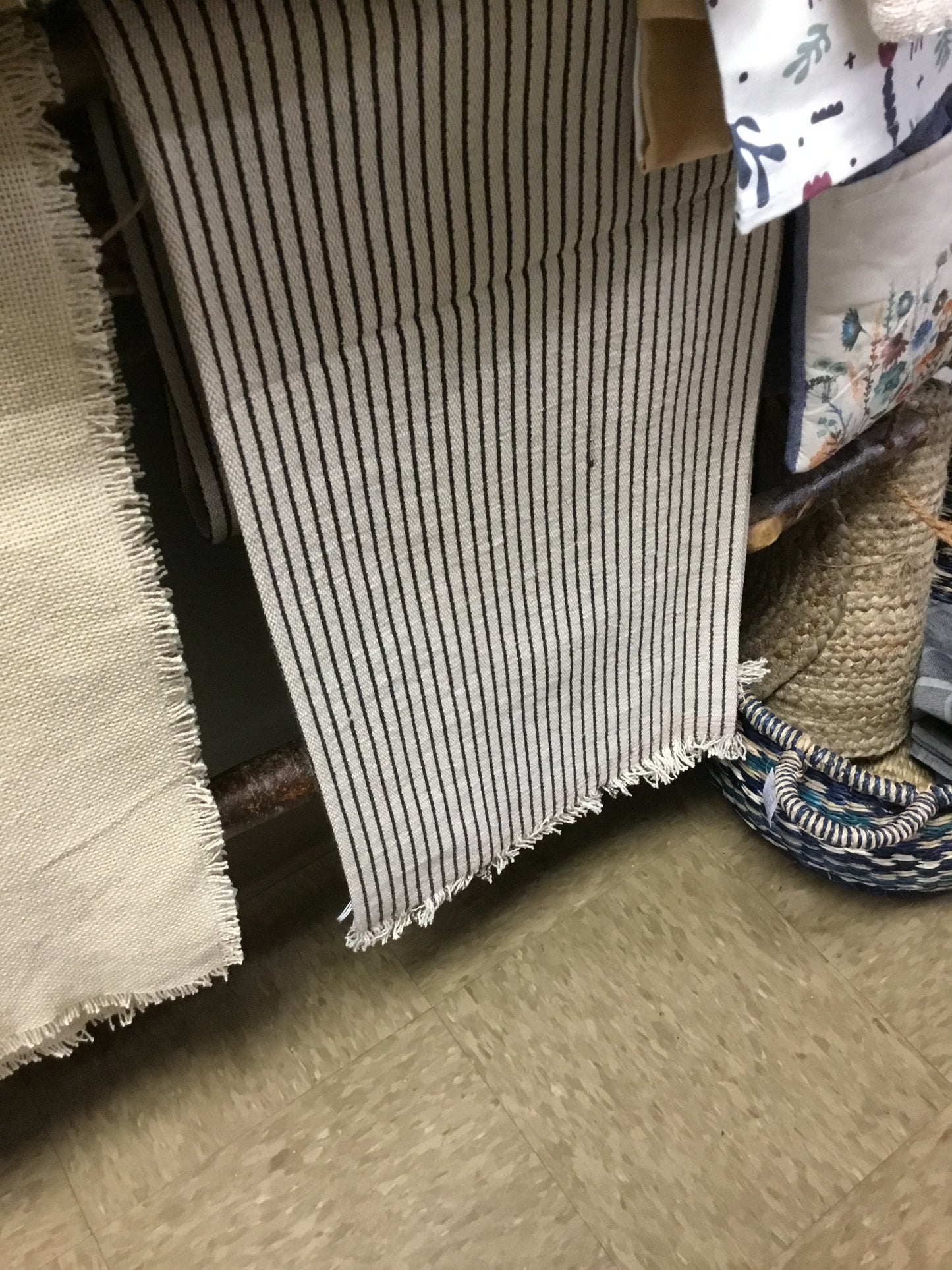 NRV1066-KAL Cotton And Jute Table Runner