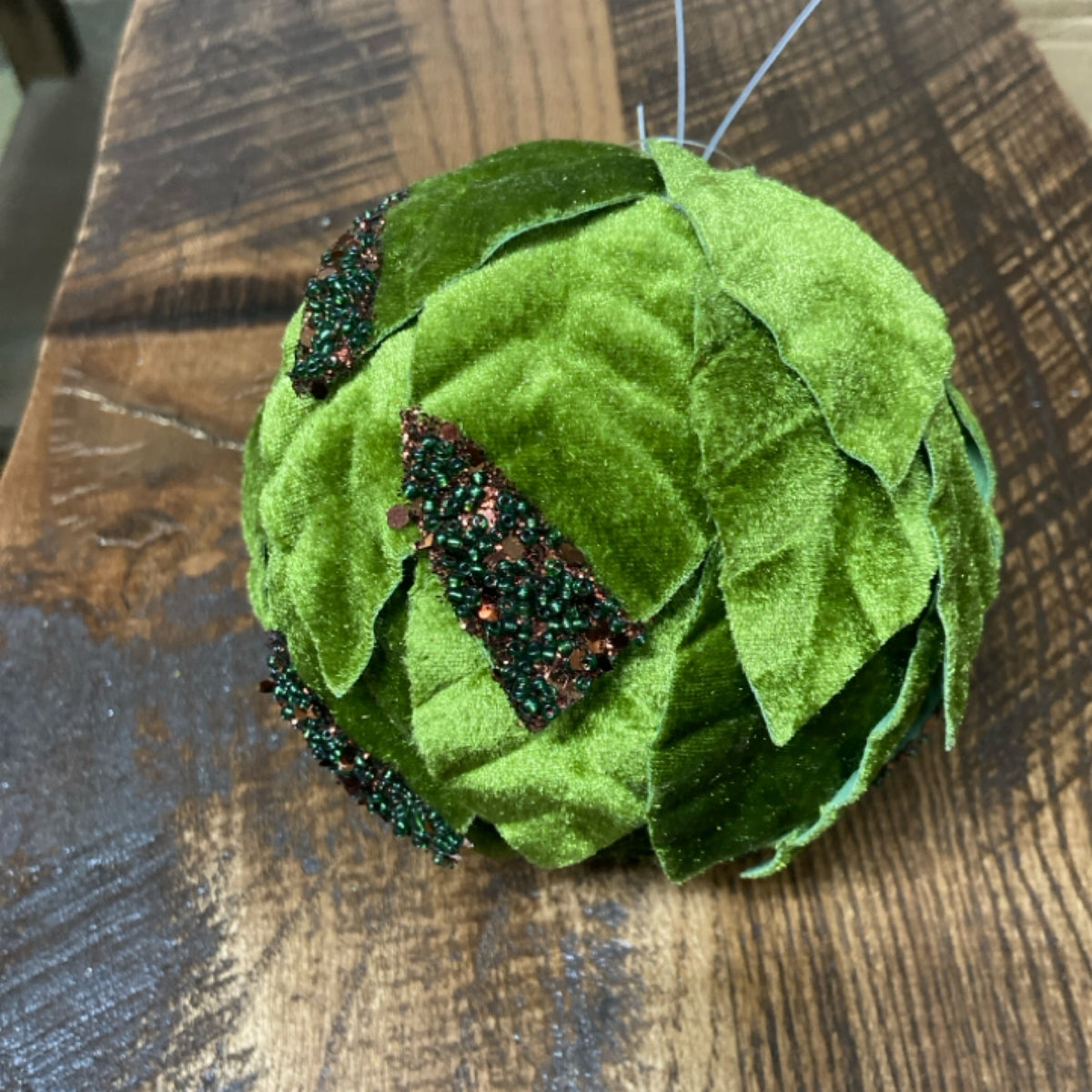 6 xo091242 velvet leaf ball