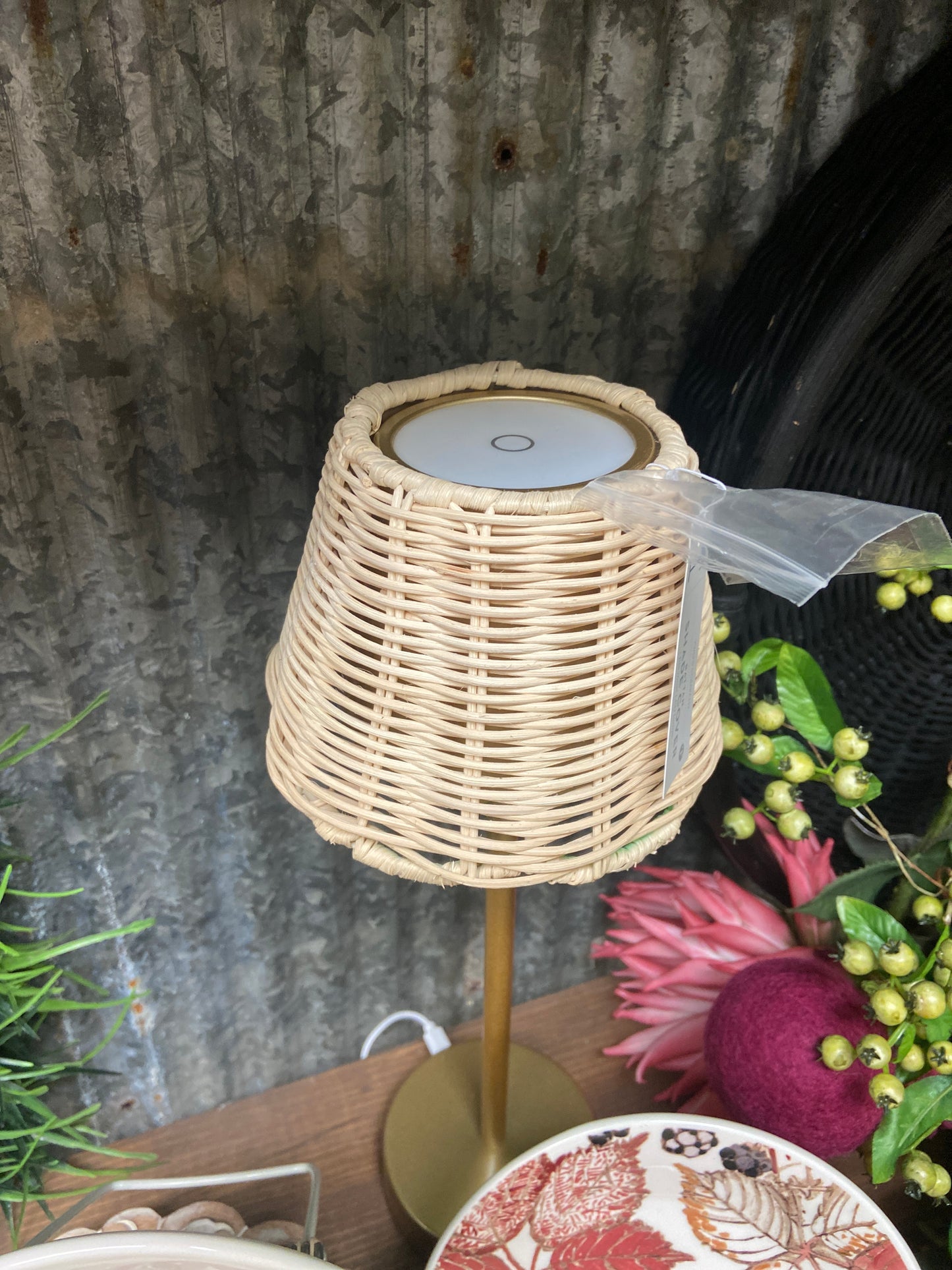 54999 Rattan scalloped shade