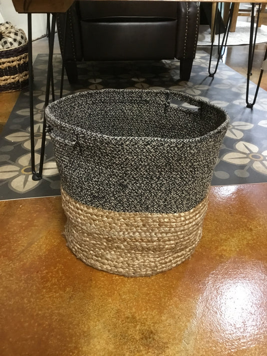 A2000095 Wa Laurel Basket