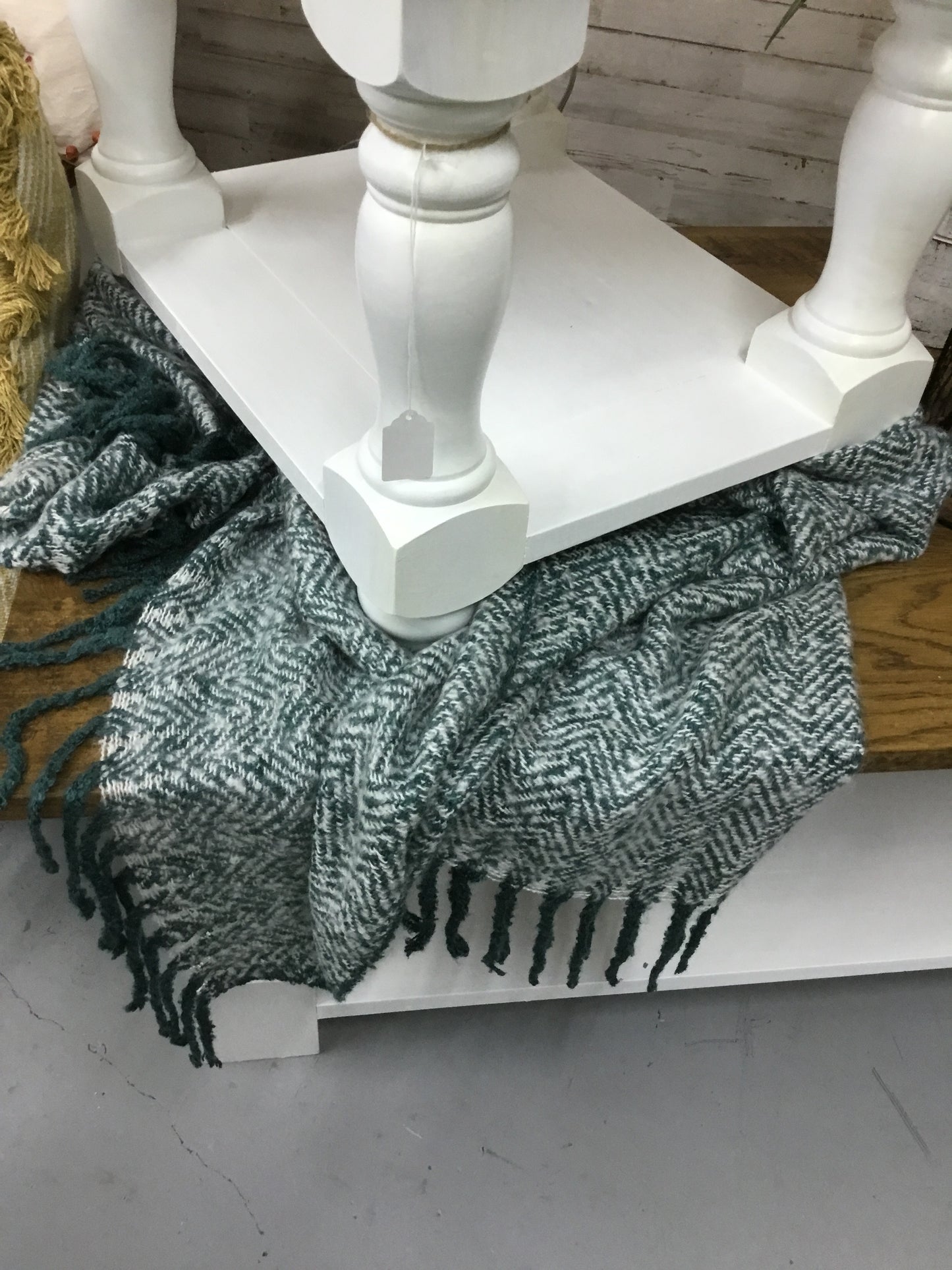 6 53956-20-TC Lush Forest Throw Blanket