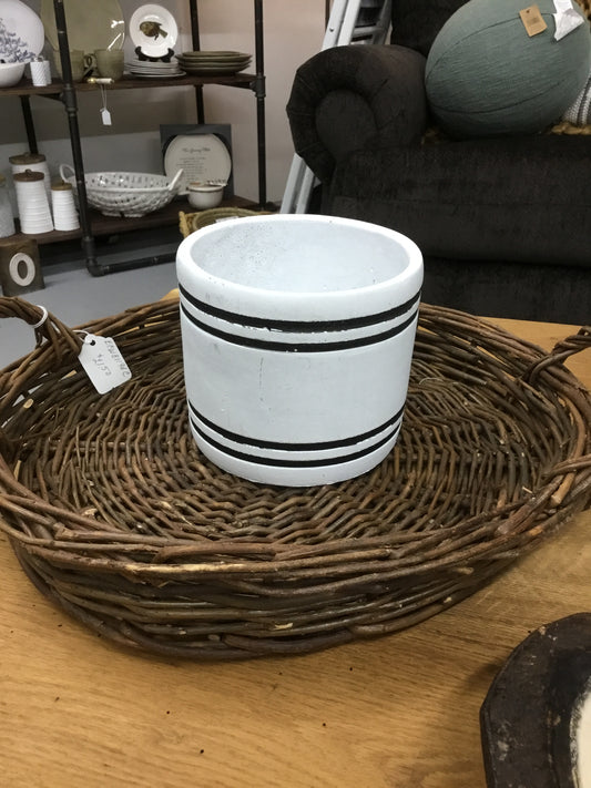 Ecc00517-Phc Stripped Cement Planter Medium