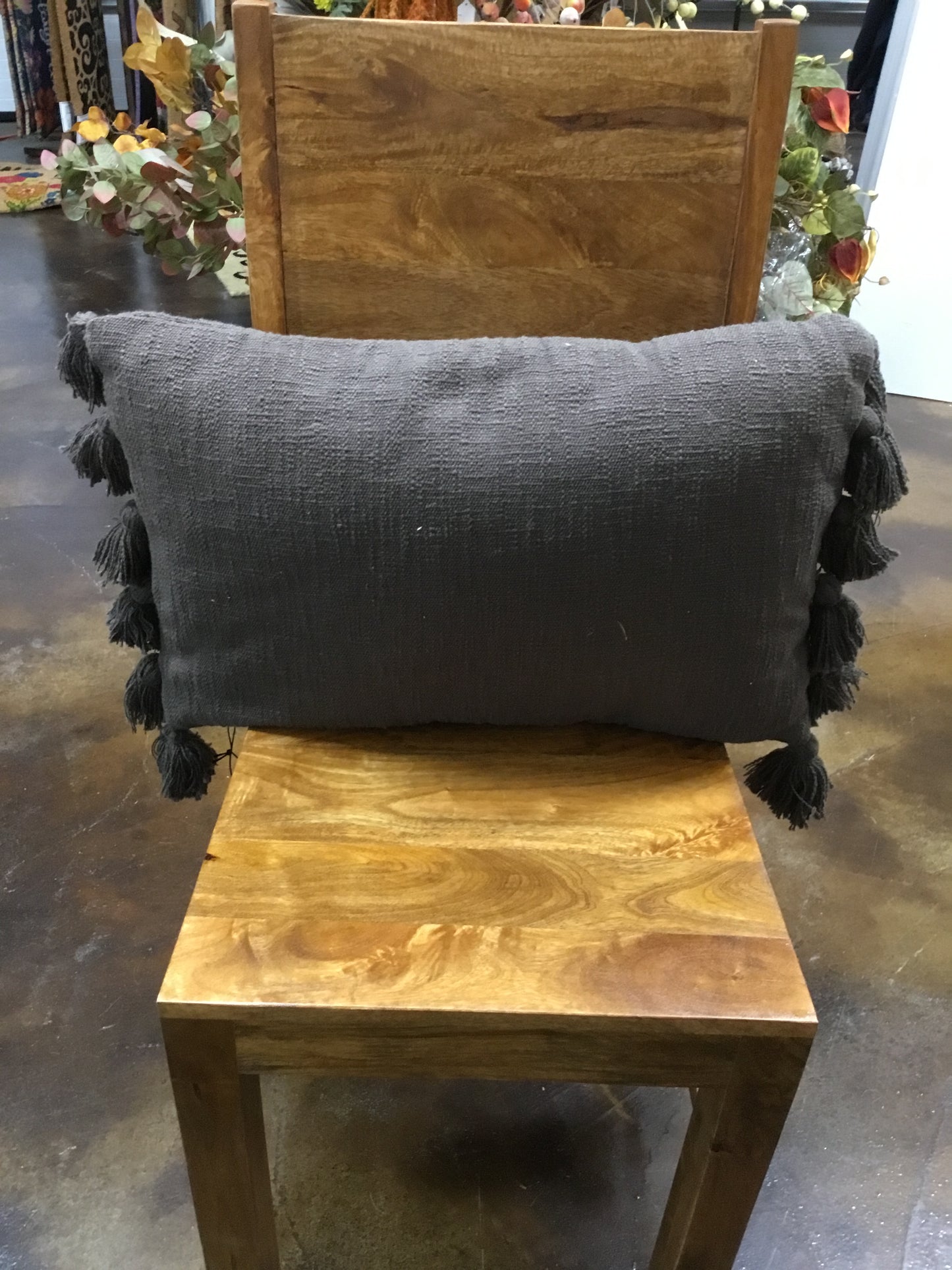 6 DF3829 Cotton Lumbar Pillow - Iron