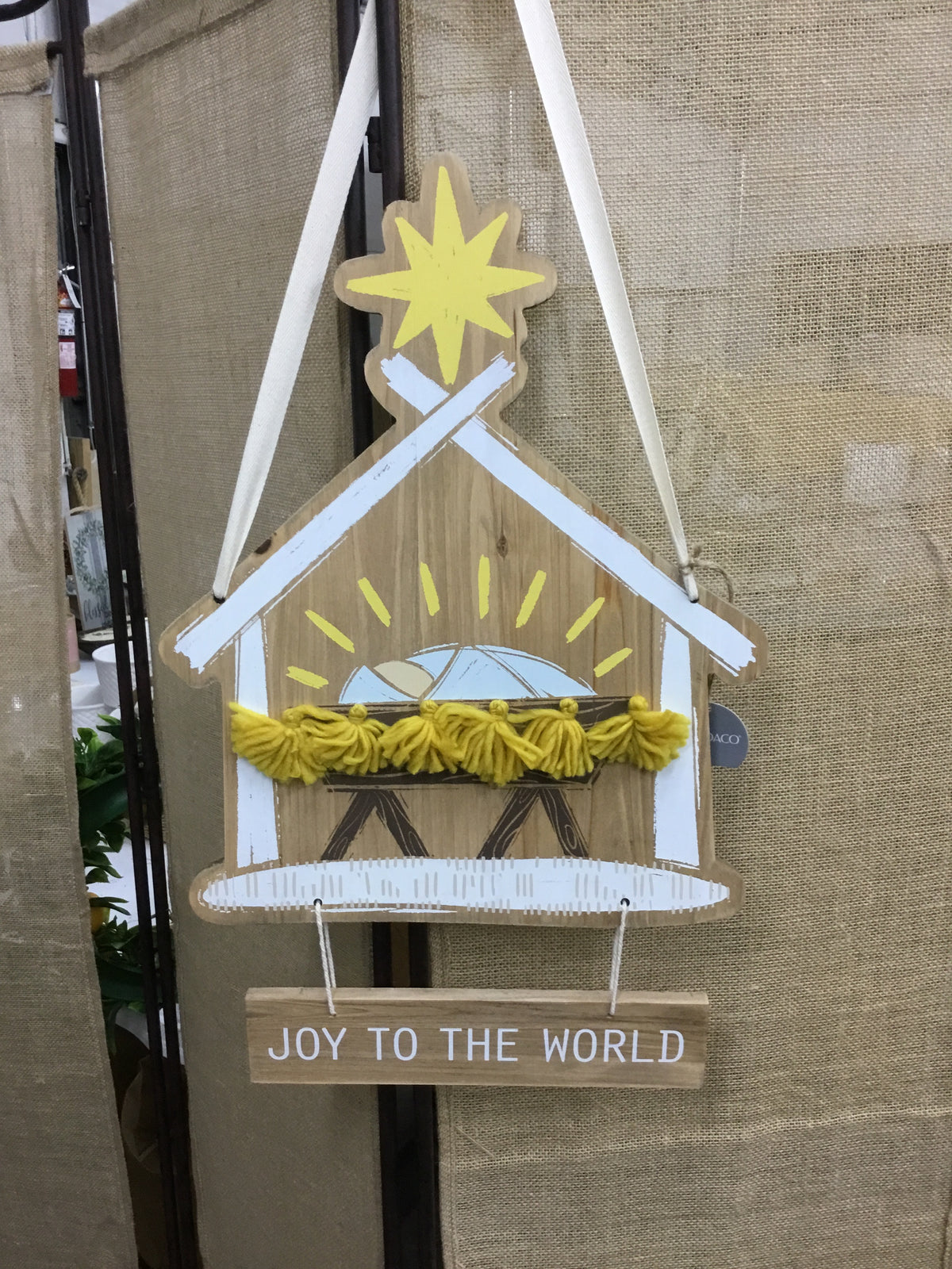6 2020220376-DEM Joy to the world Nativity Door Hanger